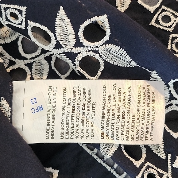 Chico's Navy and white blouse shirt top eyelet striped size 3/xl - Picture 10 of 10